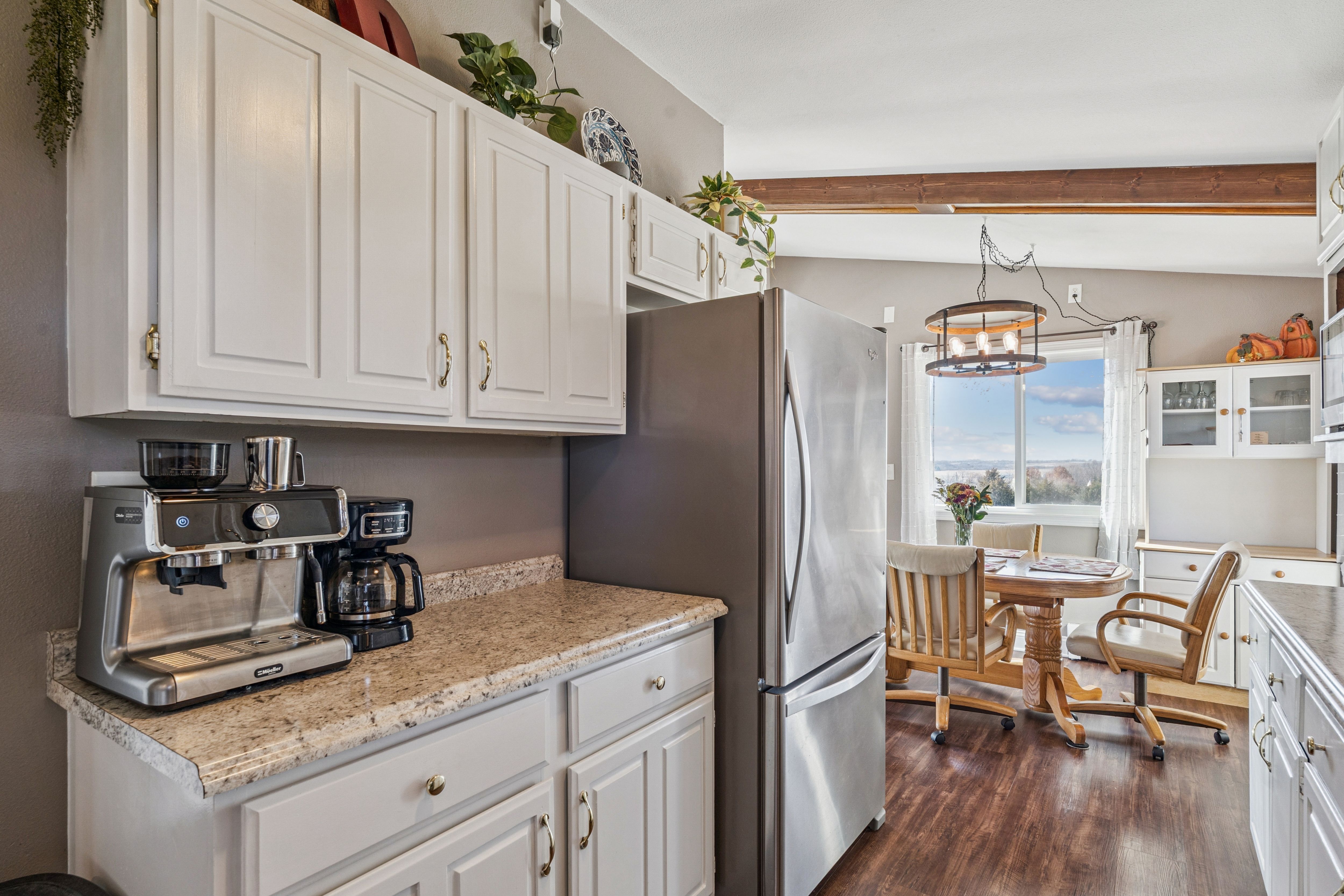 Listing Photo: 09-125 16437 173rd Ave